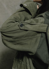 將圖片載入圖庫檢視器 Footloose Tycoon X Random effect -Remade M65 Army Jacket
